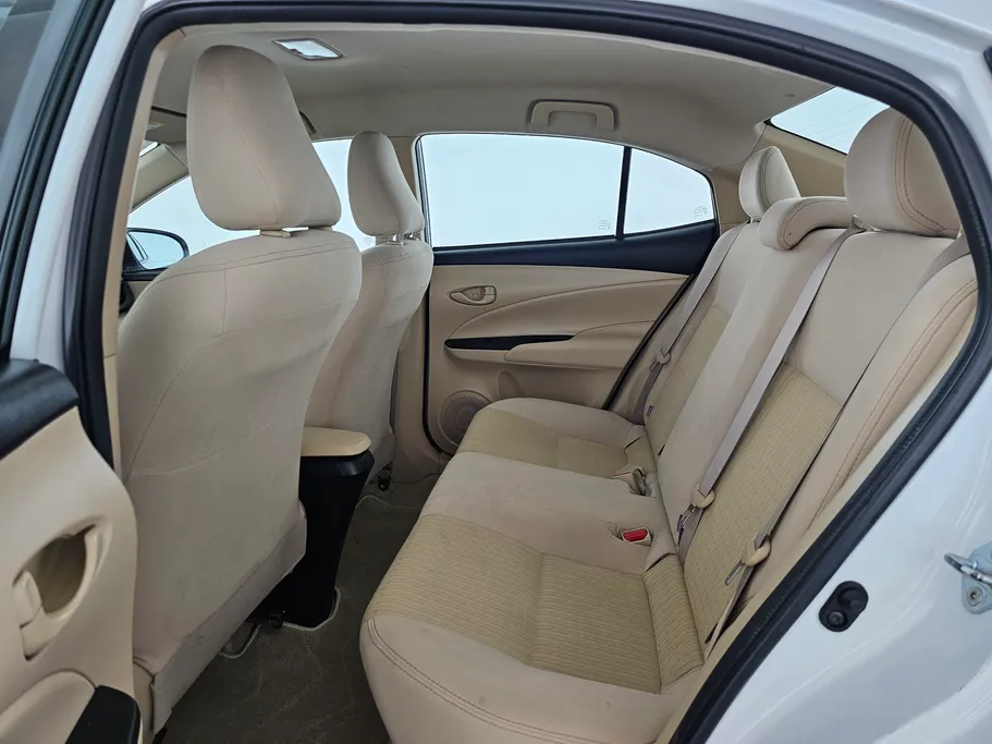 2022 Toyota Yaris  Y 