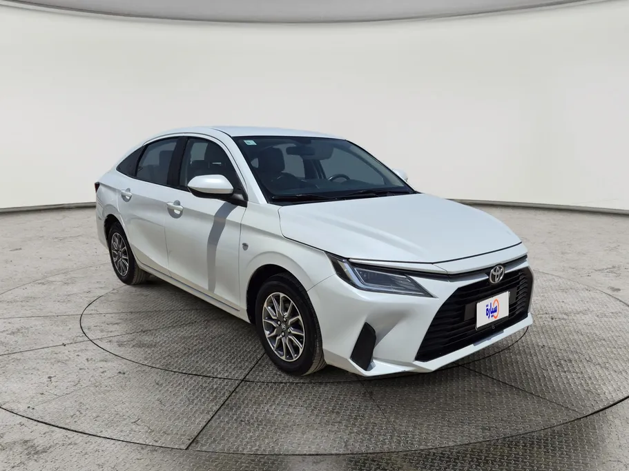 2023 Toyota Yaris  Y 