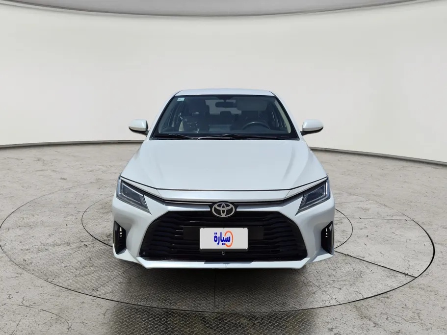 2023 Toyota Yaris  Y 