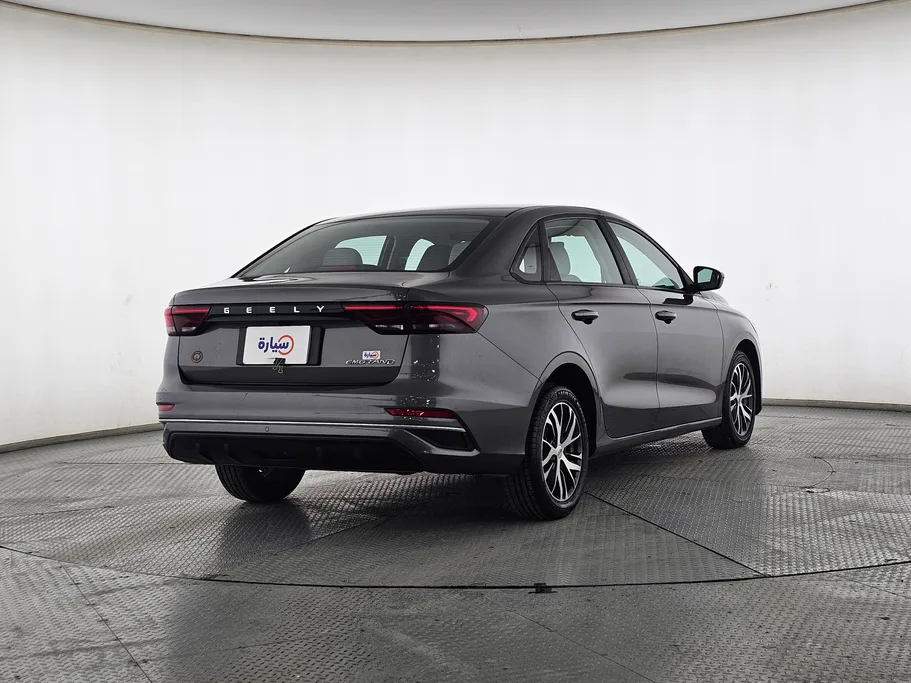 جيلي امجراند GS 2024 