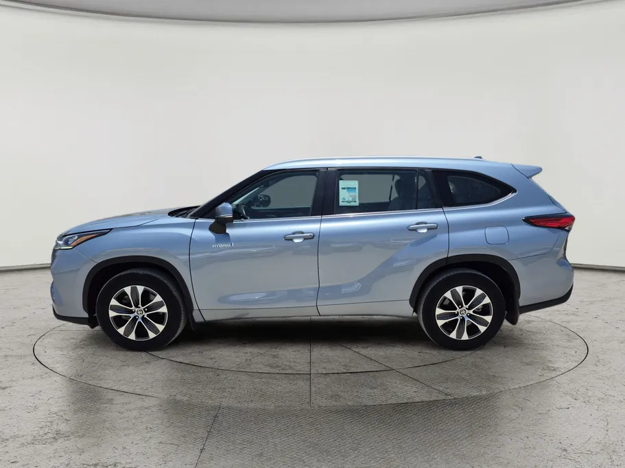 2023 Toyota Highlander GLE 