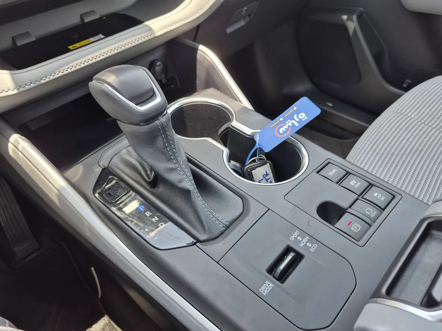2023 Toyota Highlander GLE 