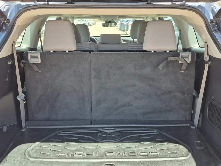 2023 Toyota Highlander GLE 