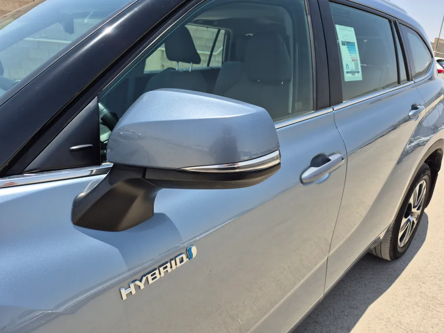 2023 Toyota Highlander GLE 