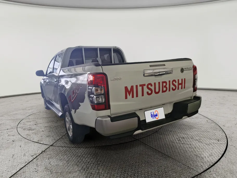 2023 Mitsubishi L200 DC 4x4 