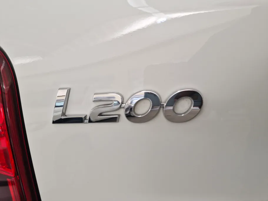 2023 Mitsubishi L200 DC 4x4 