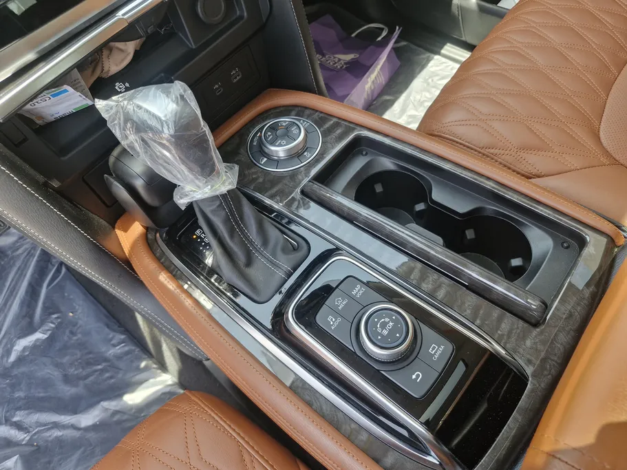 2023 Nissan Patrol Platinum 
