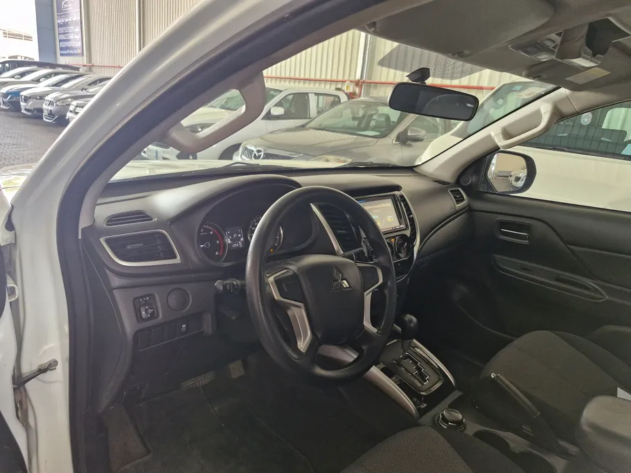 2023 Mitsubishi L200 DC 4x4 