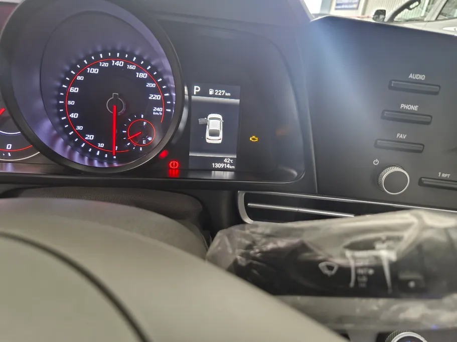 2021 Hyundai Elantra Smart 