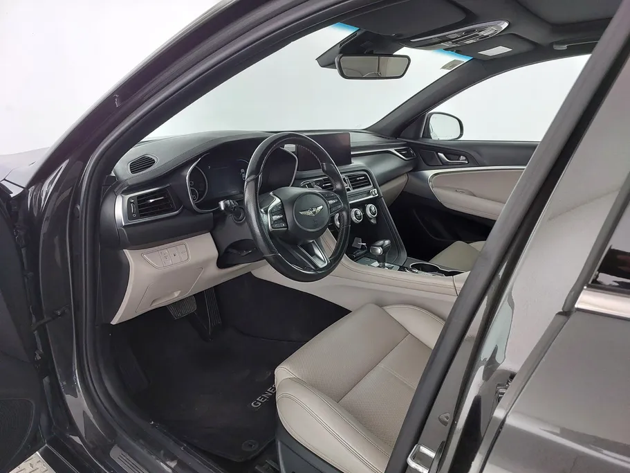 جينيسيس G70 بلاتينيوم 2023 