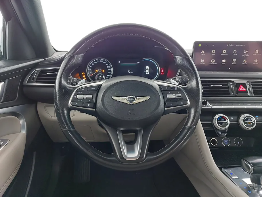 جينيسيس G70 بلاتينيوم 2023 