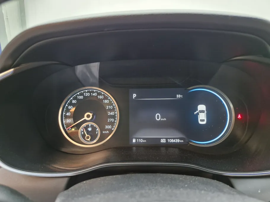 جينيسيس G70 بلاتينيوم 2023 