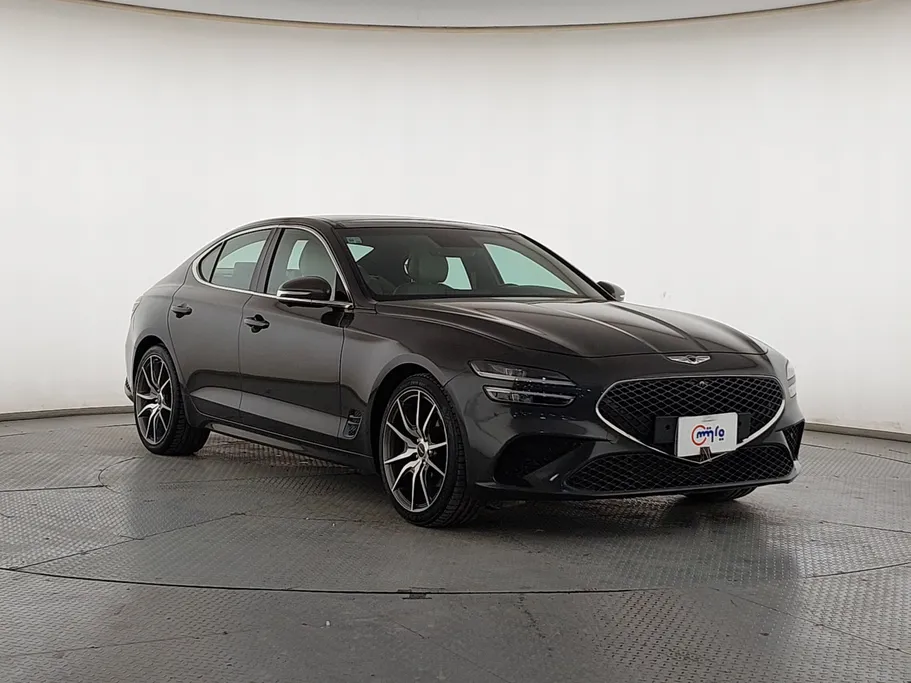 جينيسيس G70 بلاتينيوم 2023 