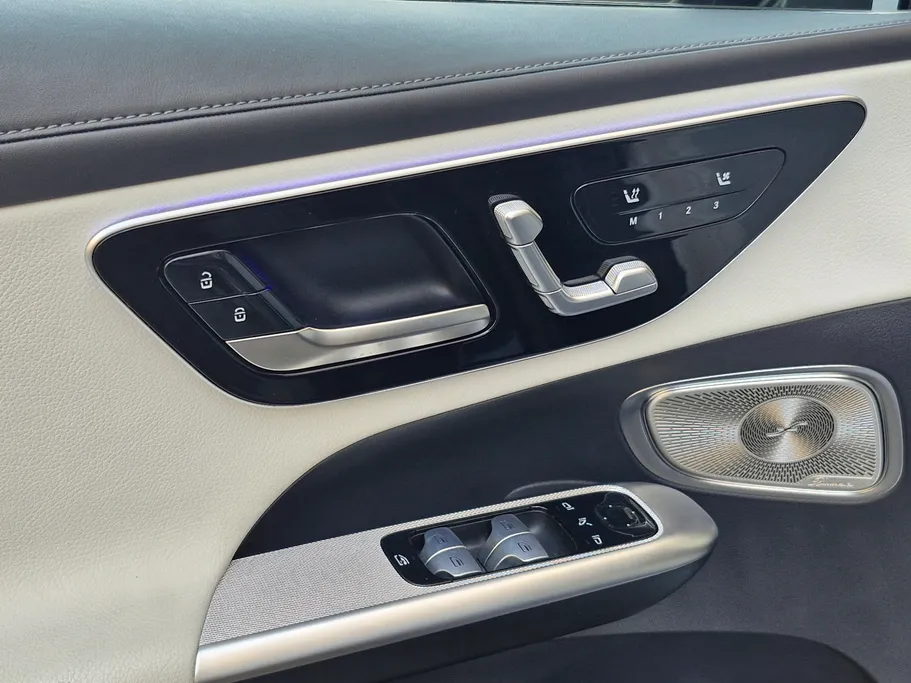 2023 Mercedes GLC 300 