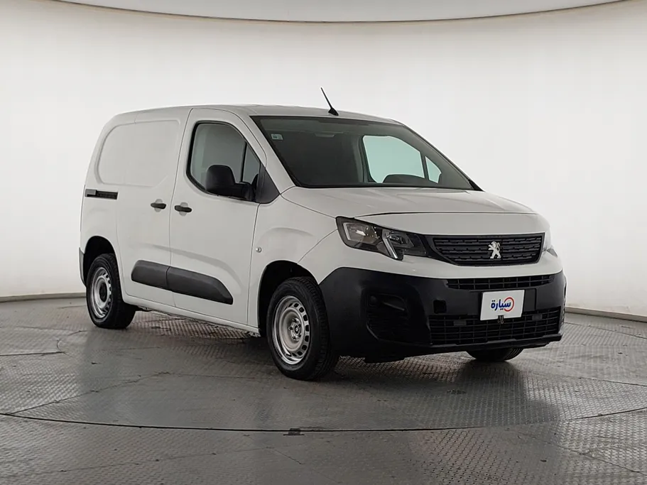 2021 Peugeot Partner Short van 