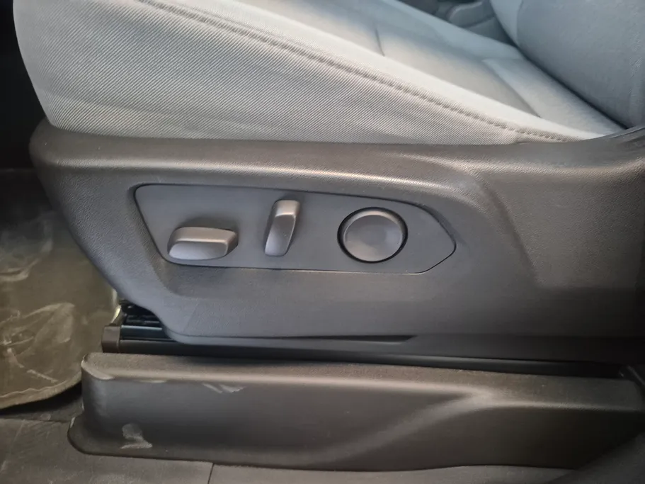 2024 Chevrolet Suburban LS 