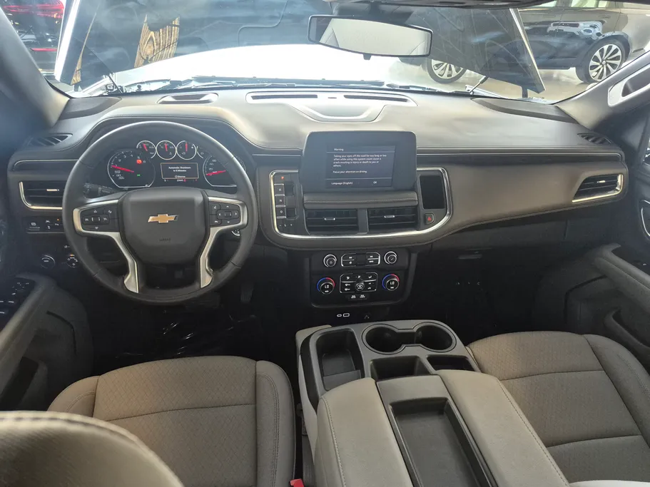 2024 Chevrolet Suburban LS 
