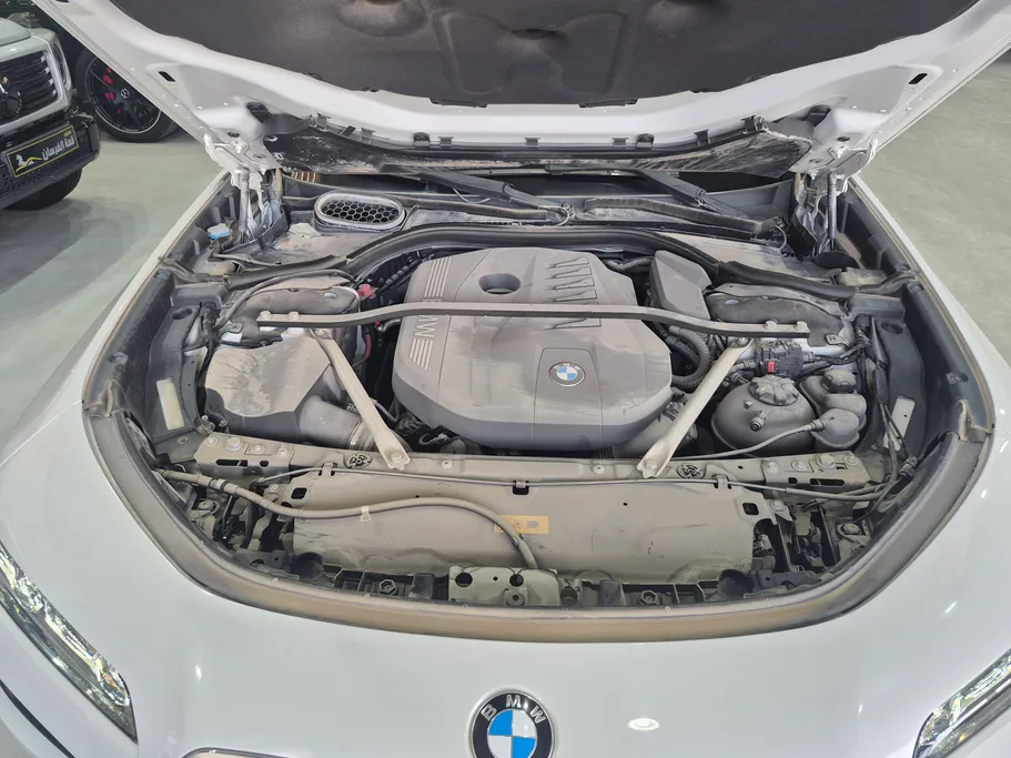 بي ام دبليو الفئة السابعة 735i 2024 