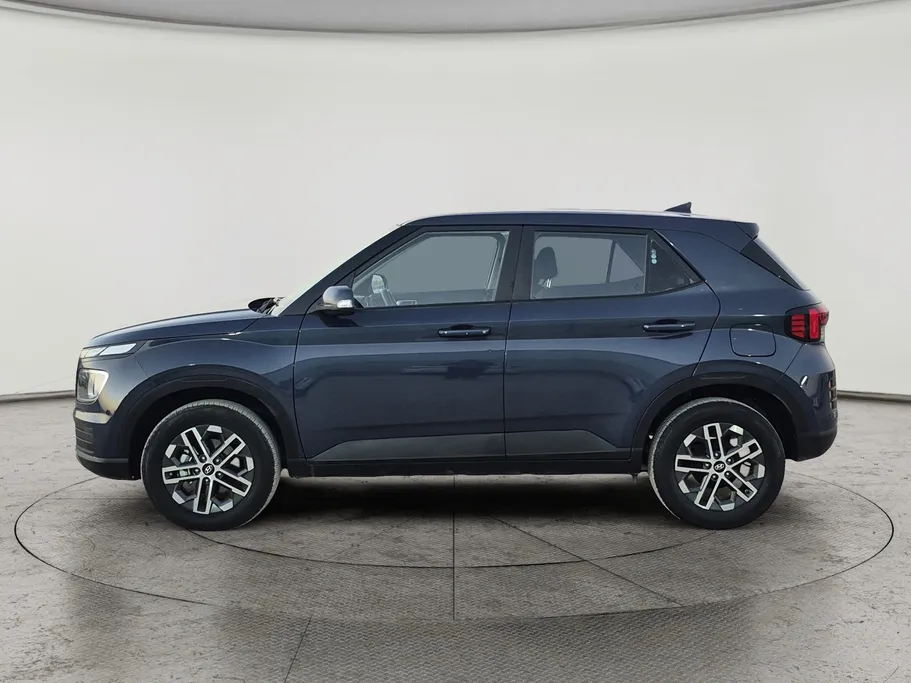 2024 Hyundai Venue Smart 