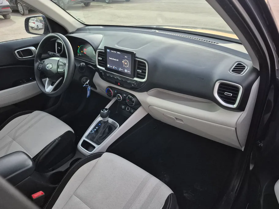 2024 Hyundai Venue Smart 