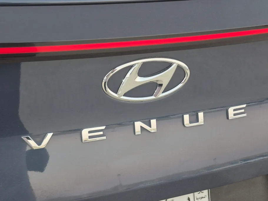 2024 Hyundai Venue Smart 