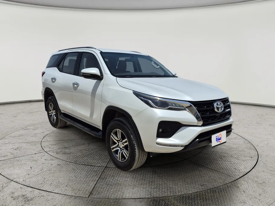 2024 Toyota Fortuner VX 