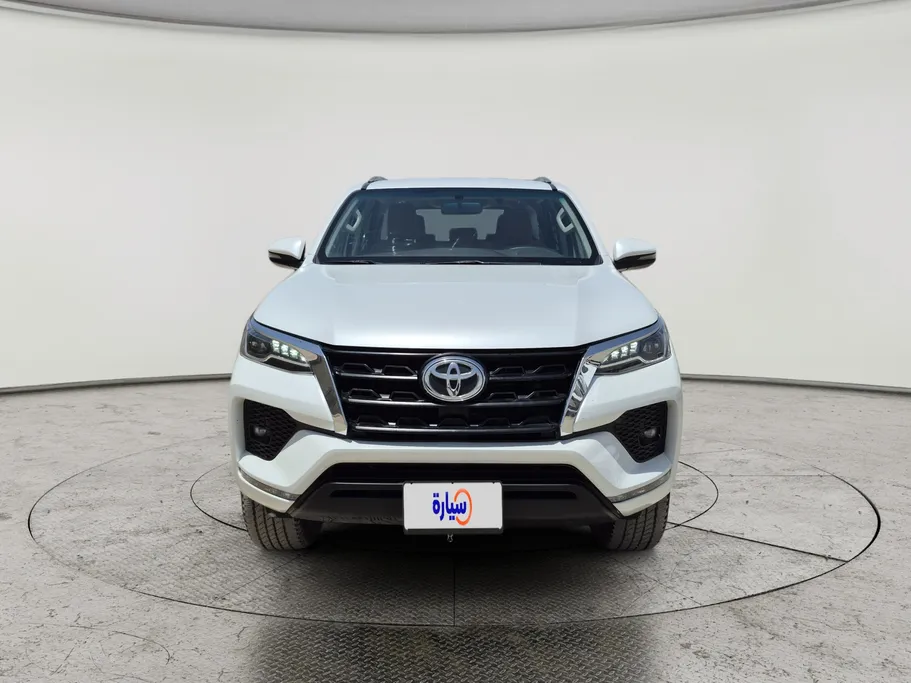 2024 Toyota Fortuner VX 