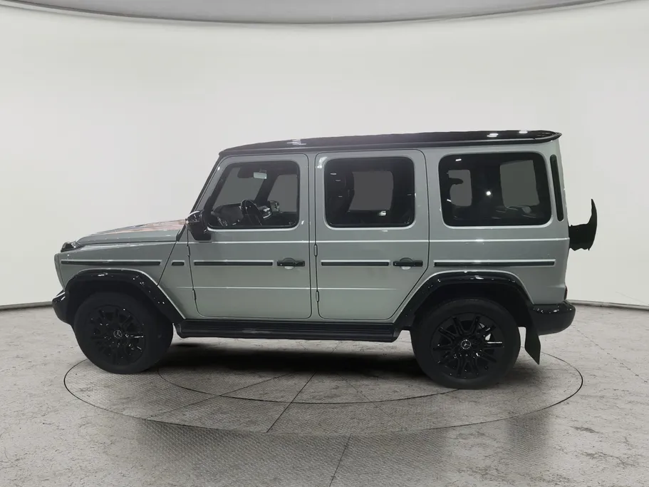2025 Mercedes G Class 500 