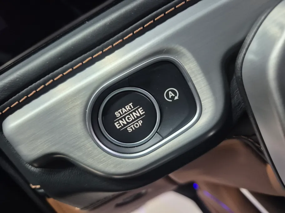 2025 Mercedes G Class 500 