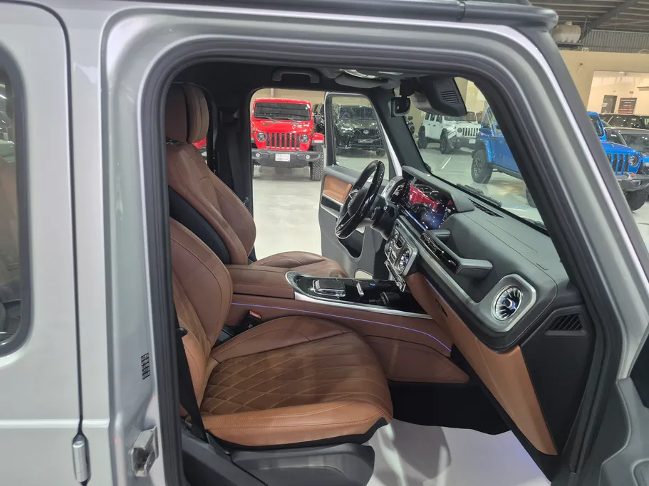 2025 Mercedes G Class 500 