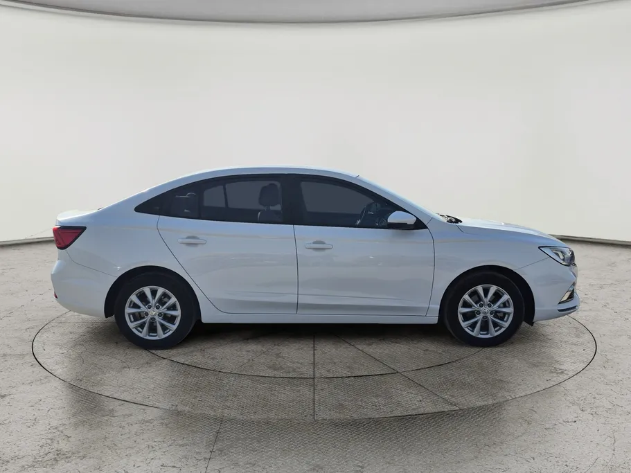 2024 MG 5 STD 