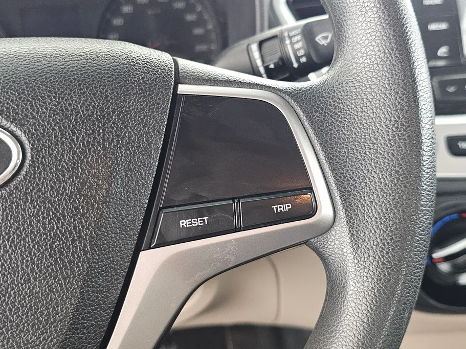 2022 Hyundai Accent Smart 