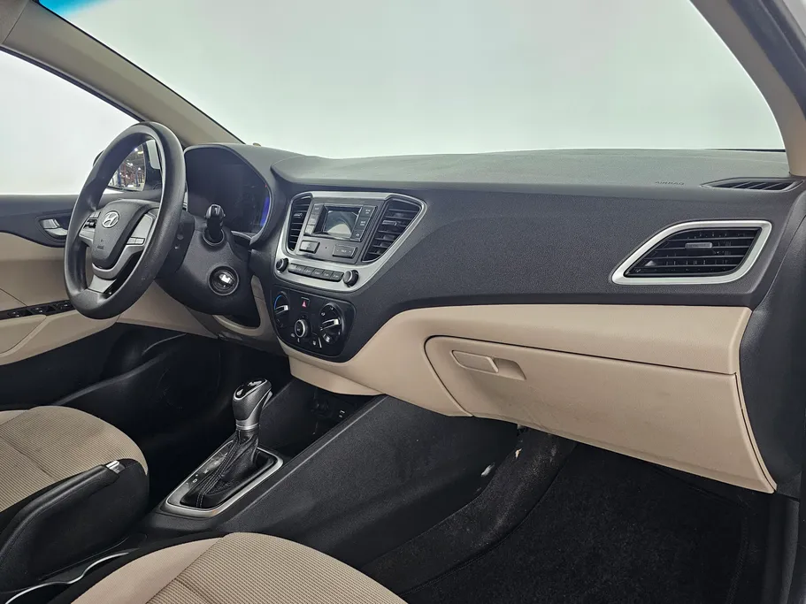 2022 Hyundai Accent Smart 