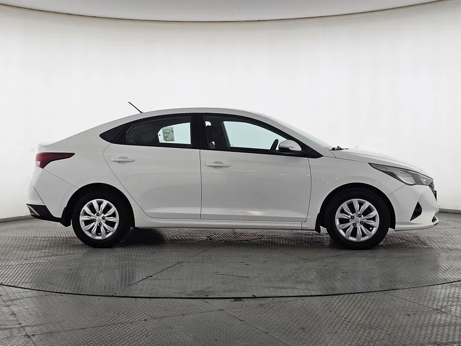 2022 Hyundai Accent Smart 