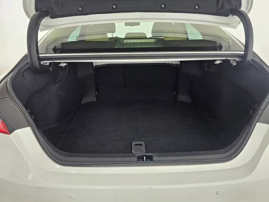 2022 Toyota Camry  LE 
