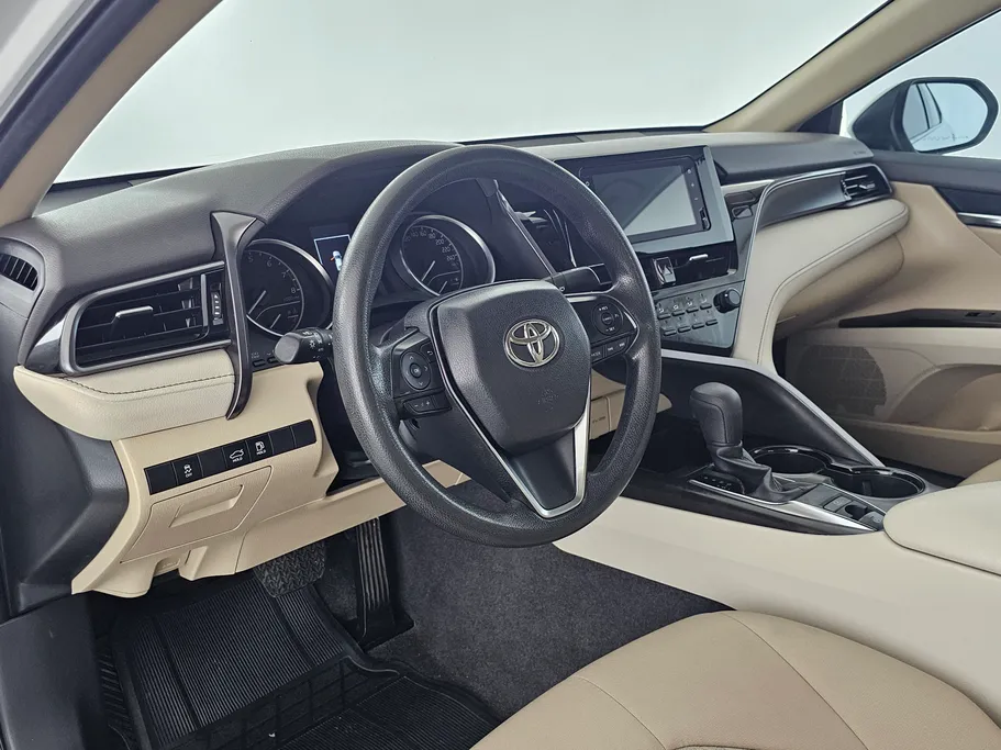 2022 Toyota Camry  LE 