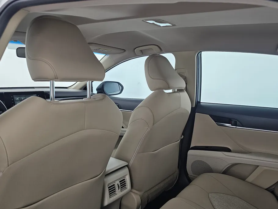 2022 Toyota Camry  LE 