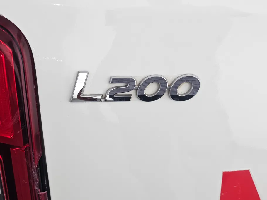 2023 Mitsubishi L200 Double Cap 
