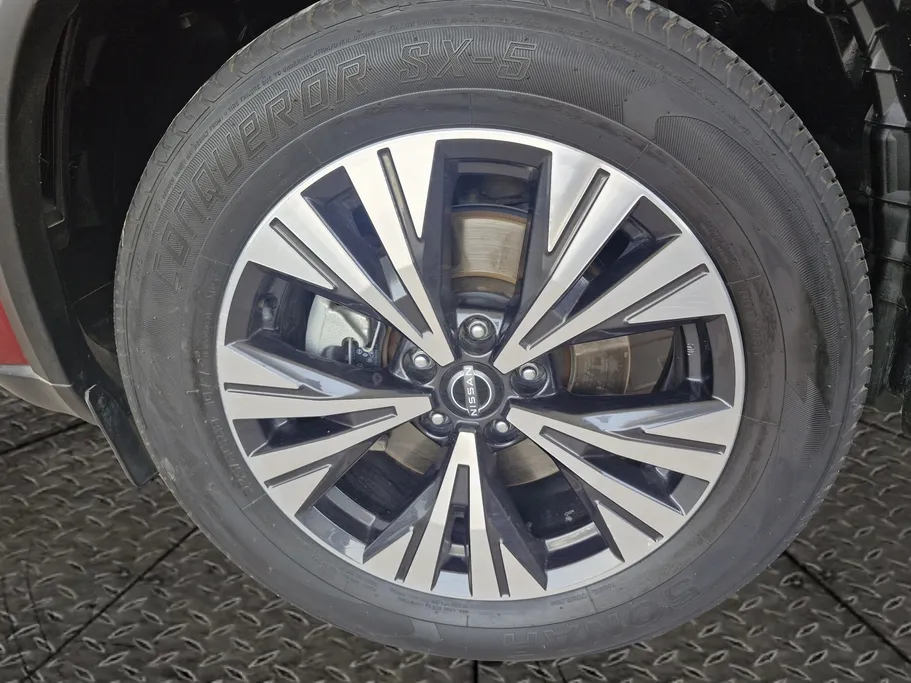 2023 Nissan Xtrail SV Plus 
