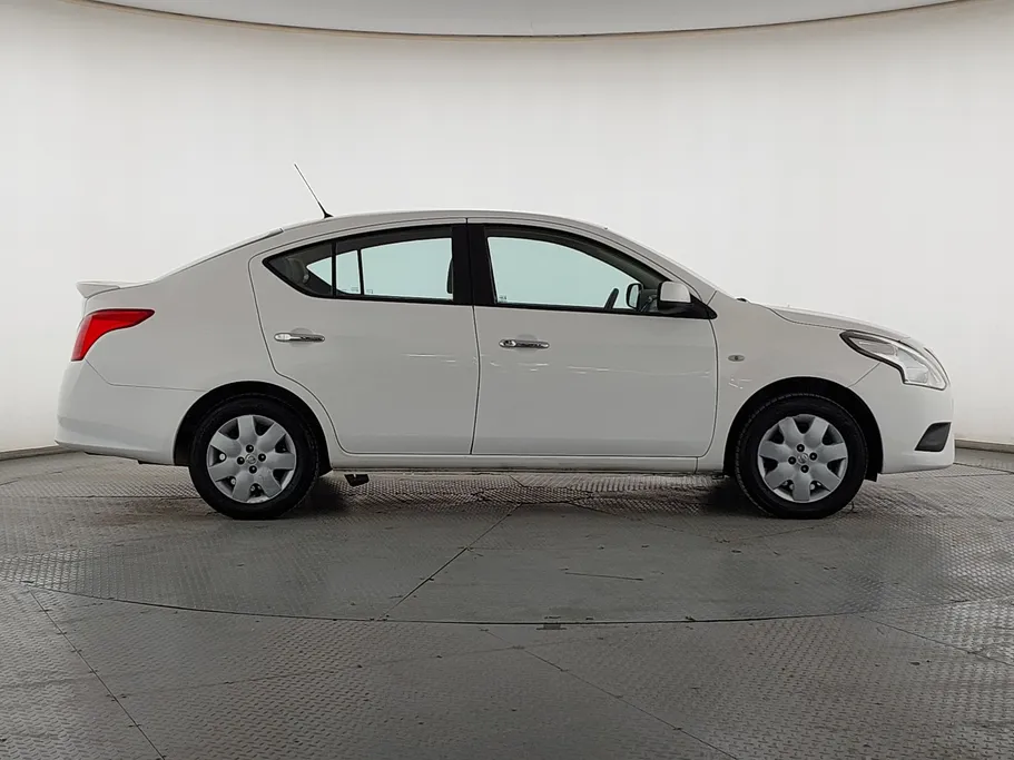 2021 Nissan Sunny SV 