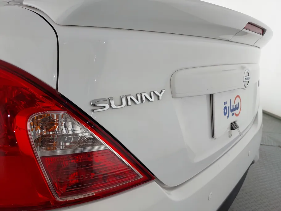 2021 Nissan Sunny SV 