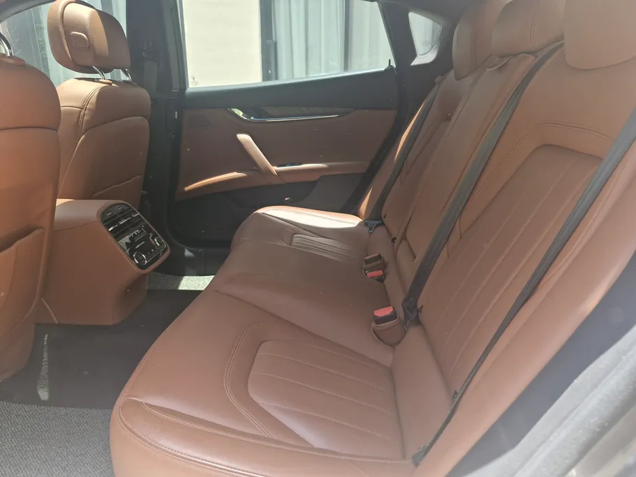 2019 Maserati Quattroporte  