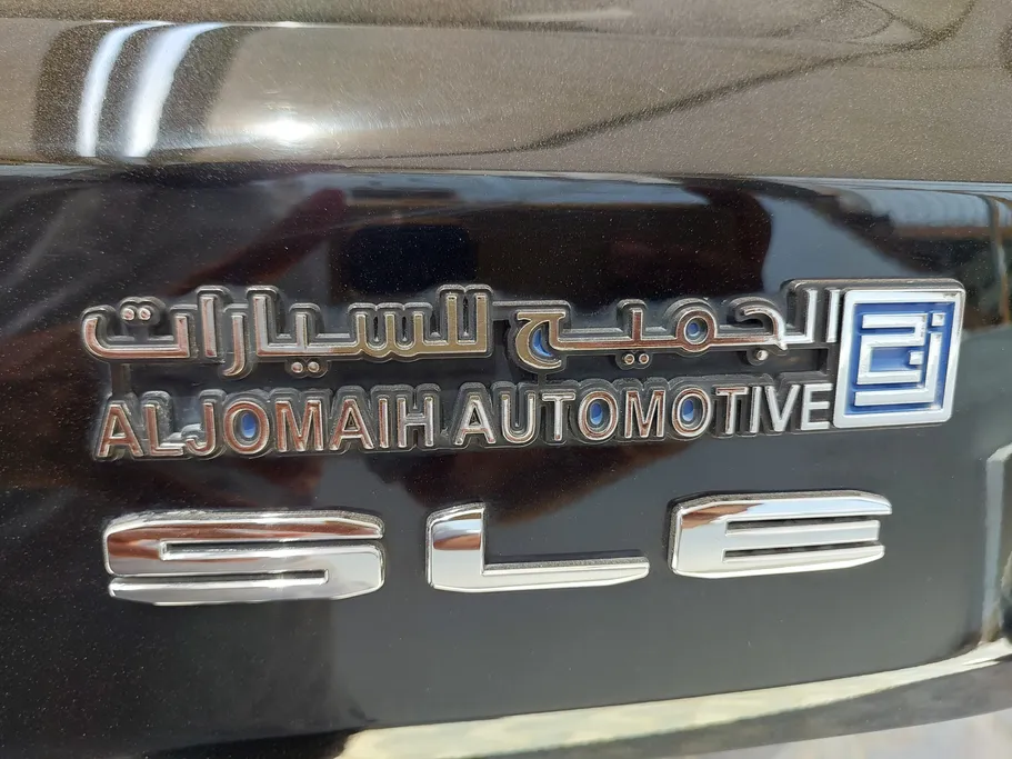 جي إم سي  يوكن SLE 2023 