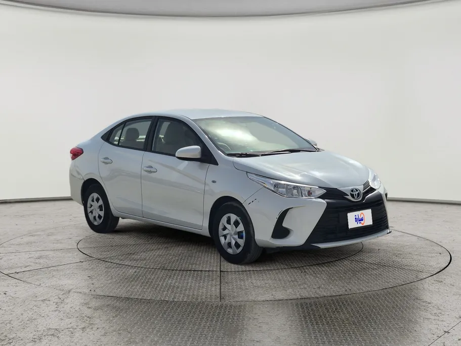 2022 Toyota Yaris  Y 