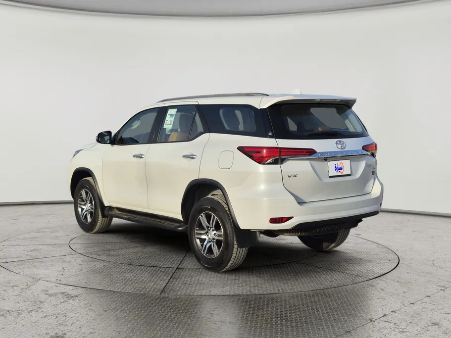 2024 Toyota Fortuner VX 