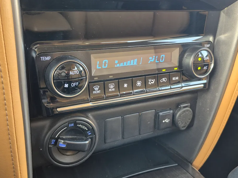 2024 Toyota Fortuner VX 