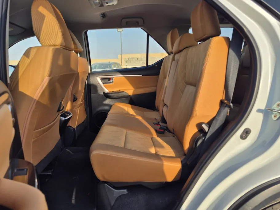 2024 Toyota Fortuner VX 