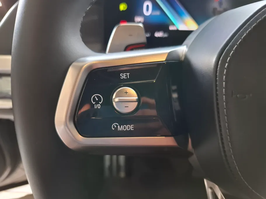 بي ام دبليو الفئة السابعة 735i 2023 