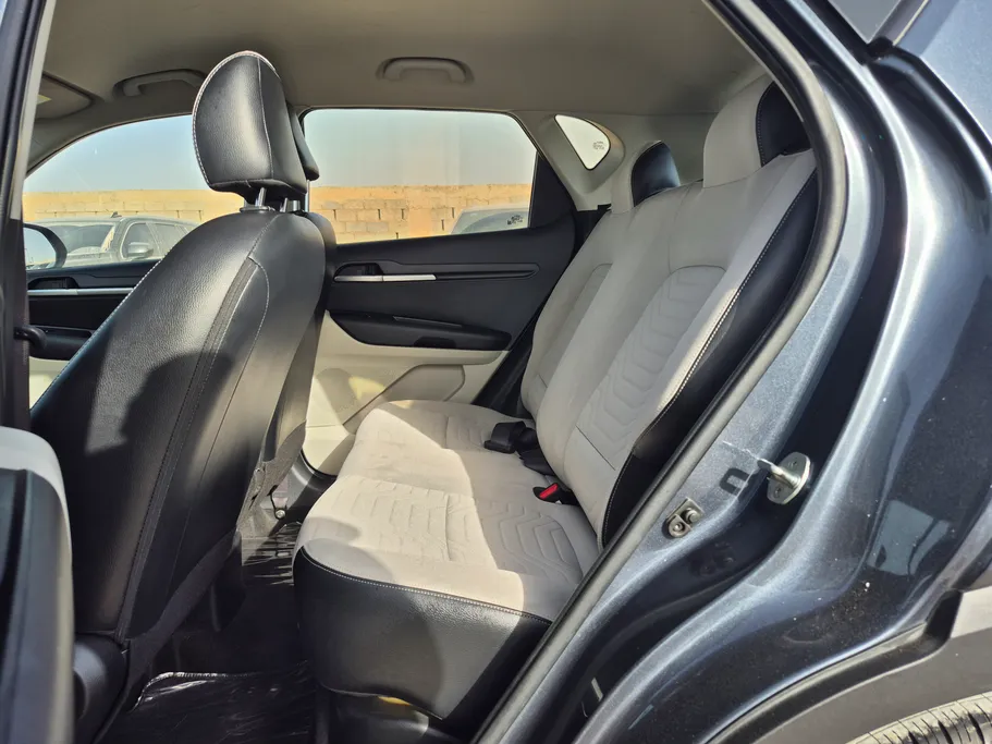 2023 Kia SONET LX 