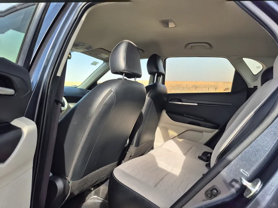 2023 Kia SONET LX 
